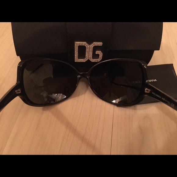 DOLCE & GABBANA NWT Black Sunglasses 🖤 - Picture 7 of 11